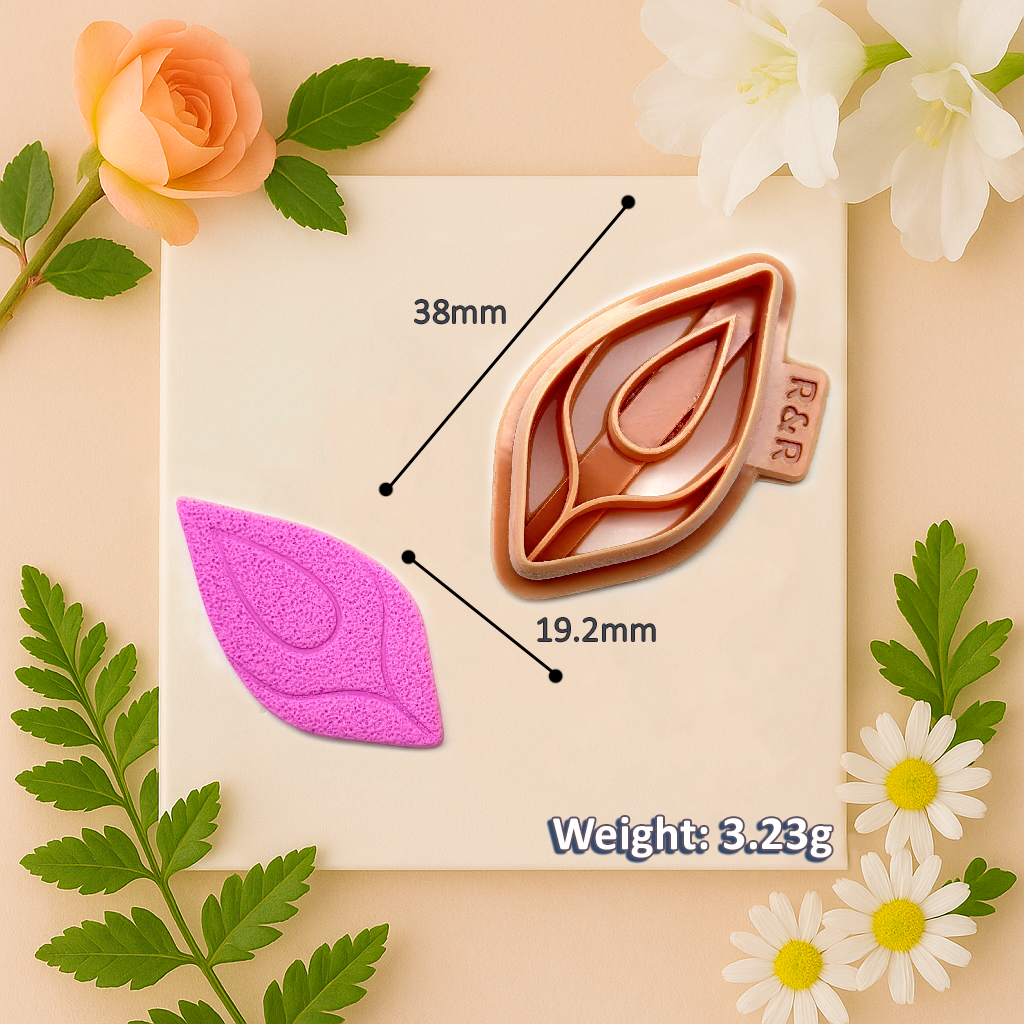 028b - Teardrop Shape with Engraved Detail